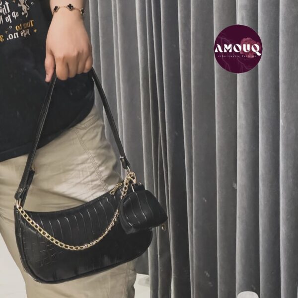 Aurelia Baugette with Small Pouch-Black